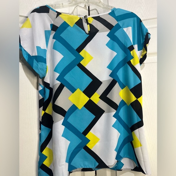 Worthington size large top geometric lightweight summer women's blouse - Picture 3 of 3